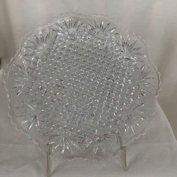 Vintage United States Pineapple Fan Square Clear Glass Round Plate - Picture 1 of 5